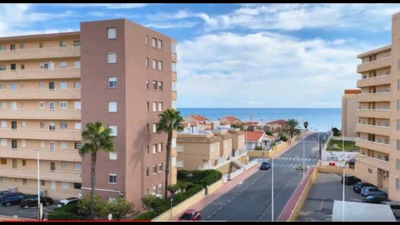 Espacioso Estudio Cerca De La Playa La Mata La Mata  Bagian luar foto