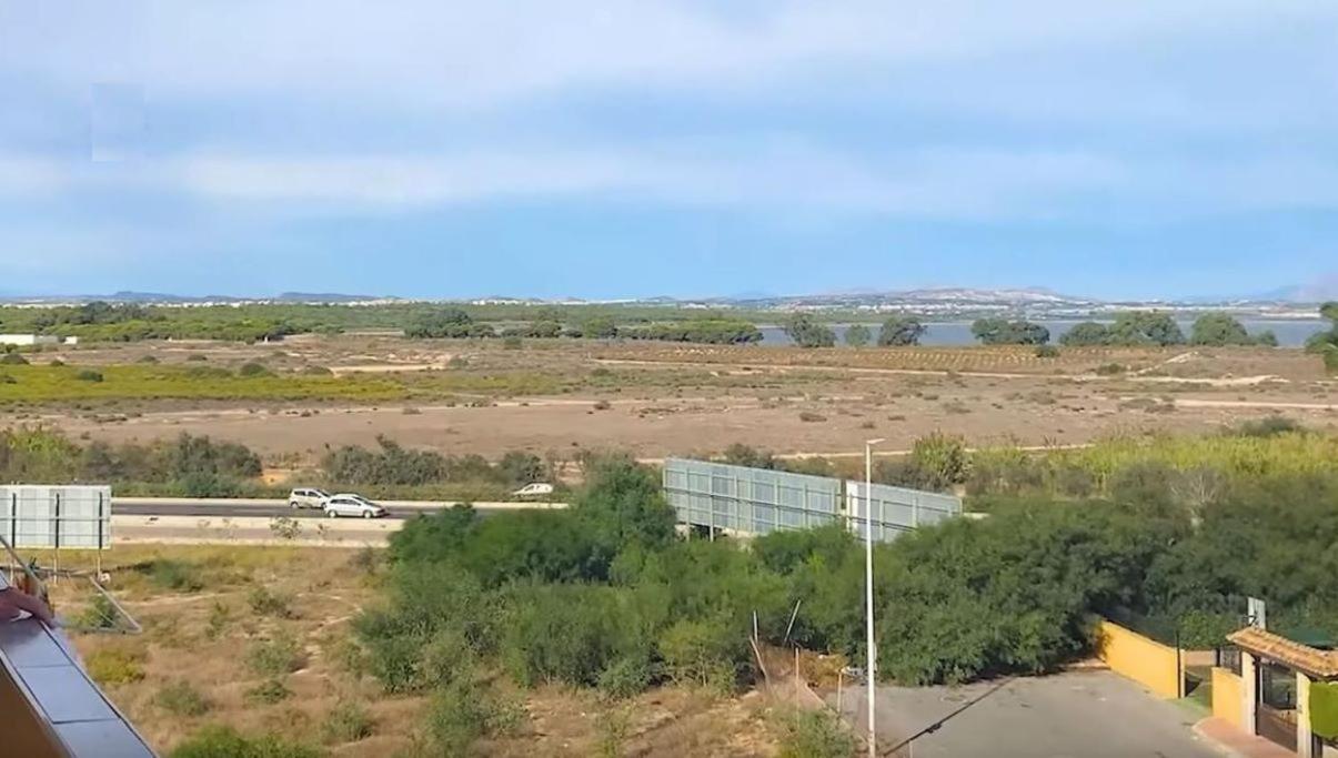 Espacioso Estudio Cerca De La Playa La Mata La Mata  Bagian luar foto